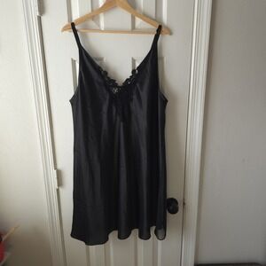 Vintage Delta Burke Nightgown Chemise 1X Black Lingerie Sleepwear Sexy Satin